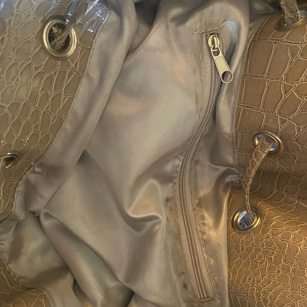 Buckle brand, shoulder bag - Picture 6 of 6